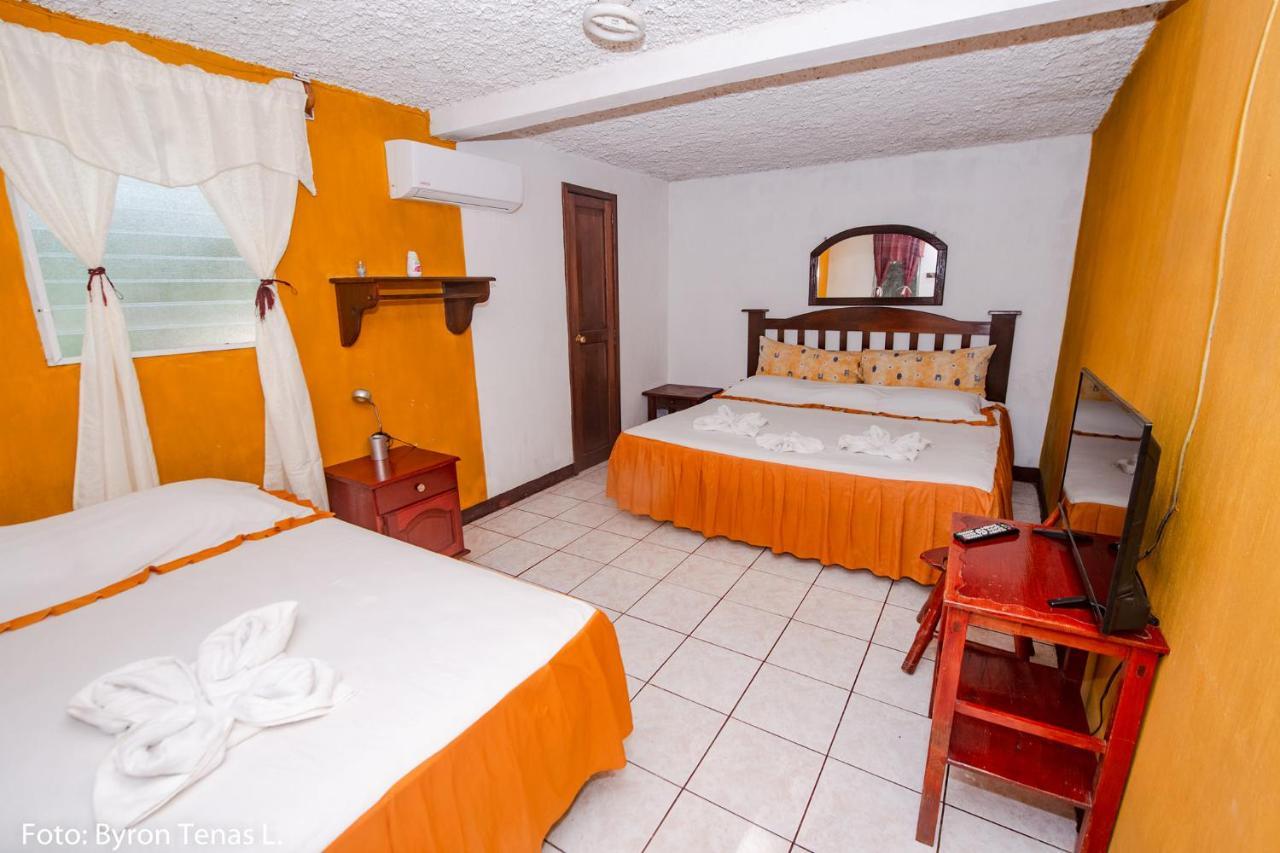 Castillo de San Felipe Hotel Y Restaurante La Cabana El Viajero מראה חיצוני תמונה