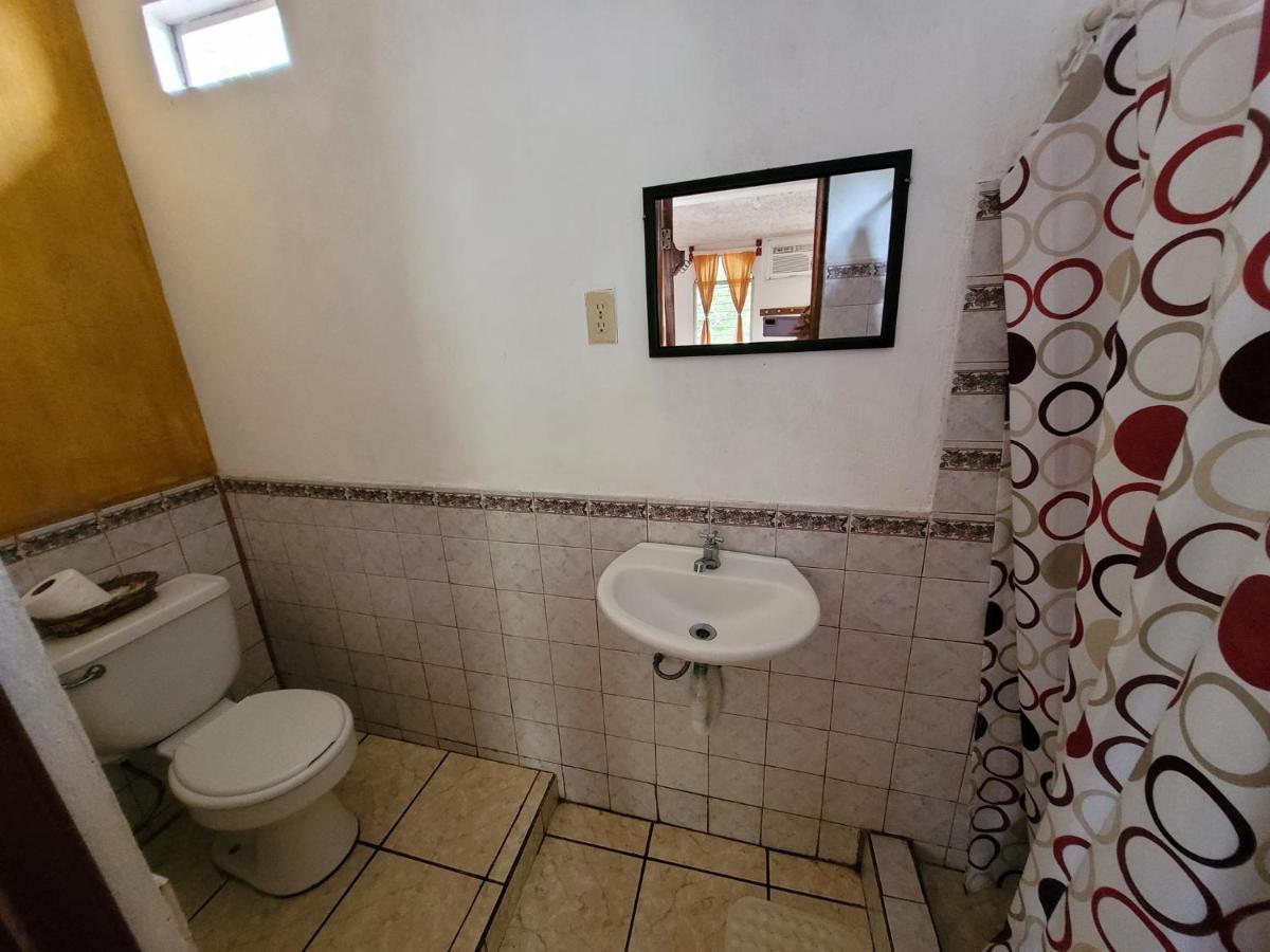 Castillo de San Felipe Hotel Y Restaurante La Cabana El Viajero מראה חיצוני תמונה